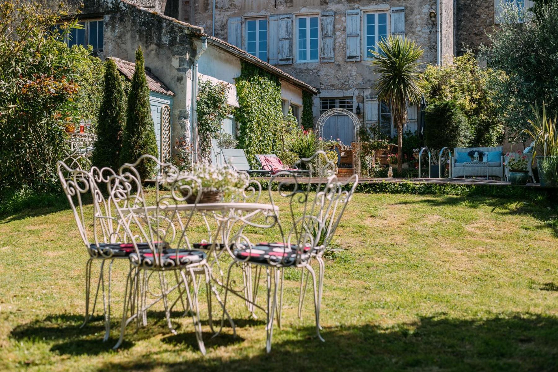 La Maison 64 Chambre D'Hotes Barbaste Bagian luar foto